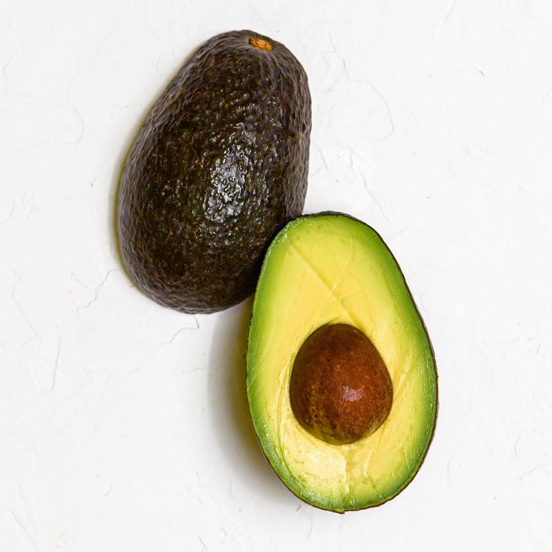 Jak wyhodować awokado z pestki w domowym zaciszu?